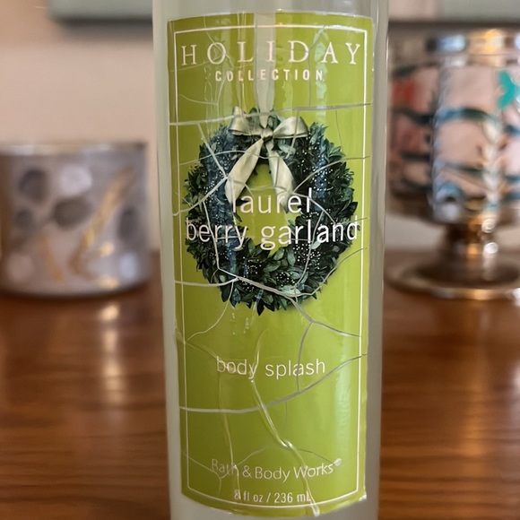 Bath & Body Works Bath & Body Bath Body Works Laurel Berry Garland